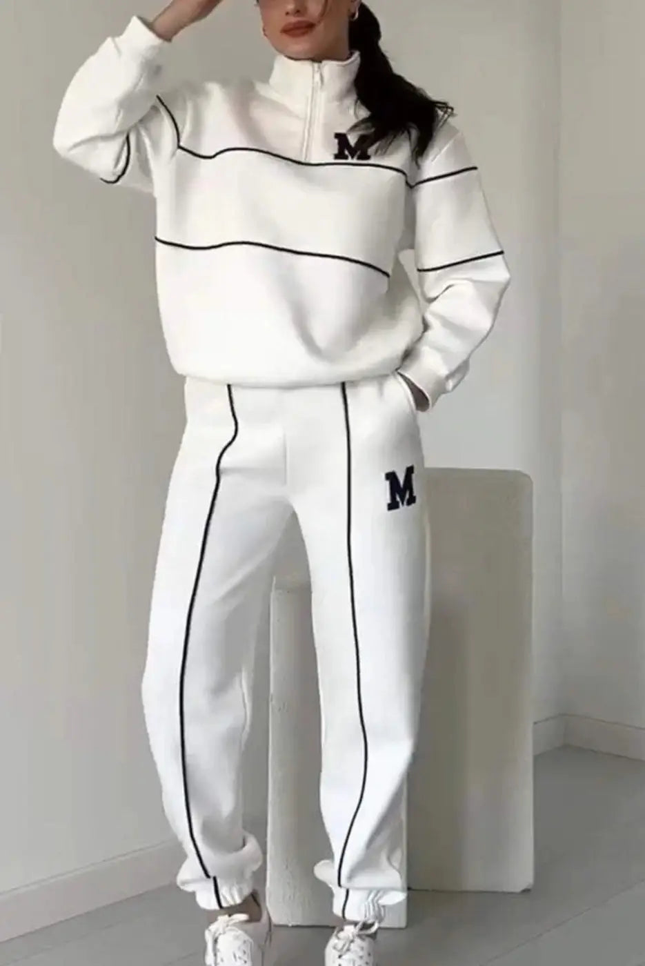 Baggy Pullover Sweatshirt & Fashion Sweatpants Set - White / L - pullover sweatshirt, fashion sweatpants, hoodless White