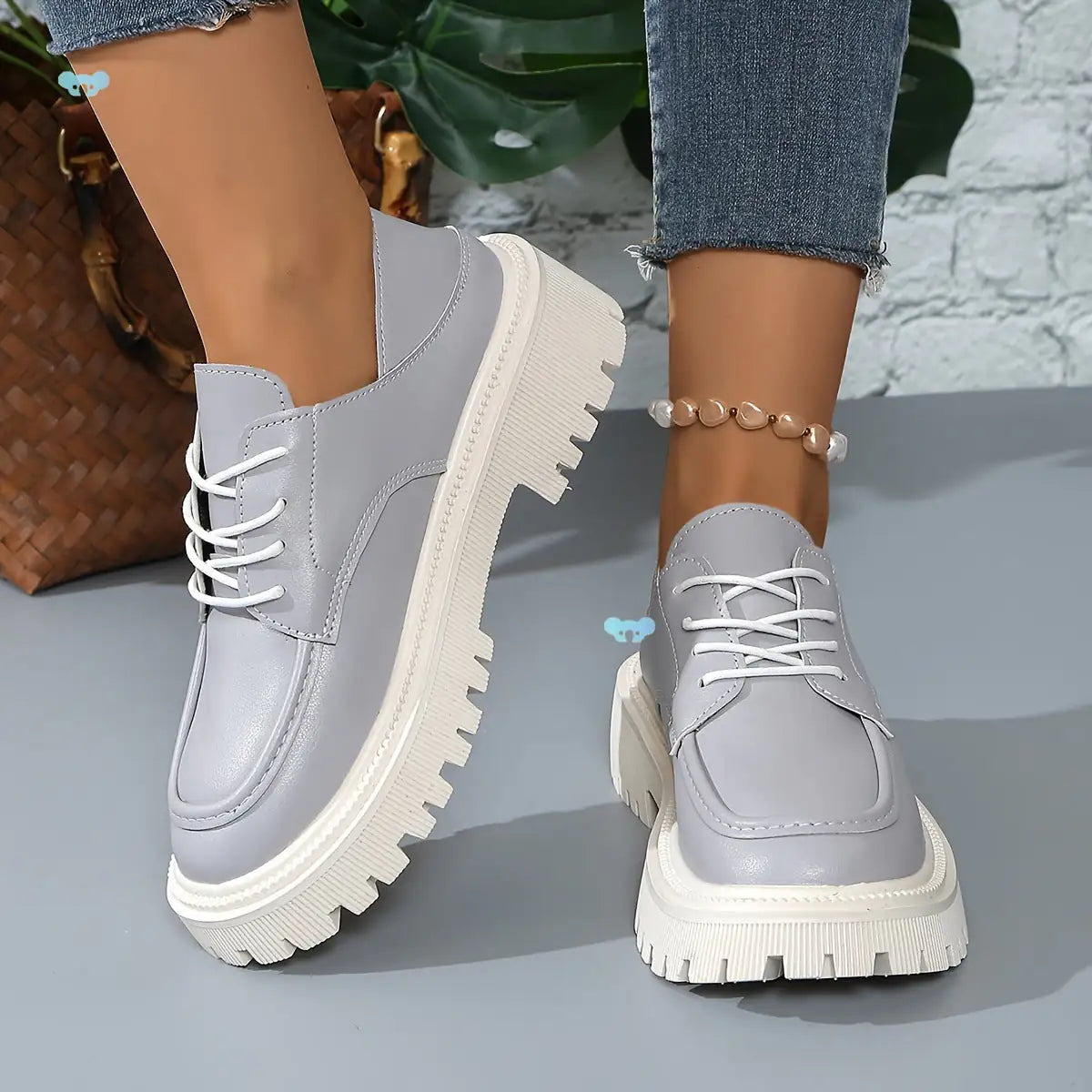 Fashion Lace-Up Platform Oxfords | Trendy Light Grey Tractor Sole Shoes
