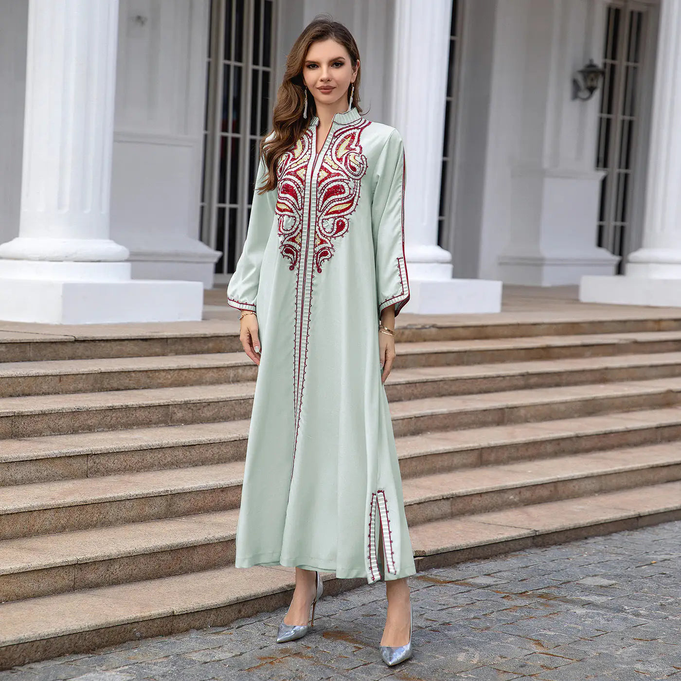 Sculptural Embroidered Elegant Abaya