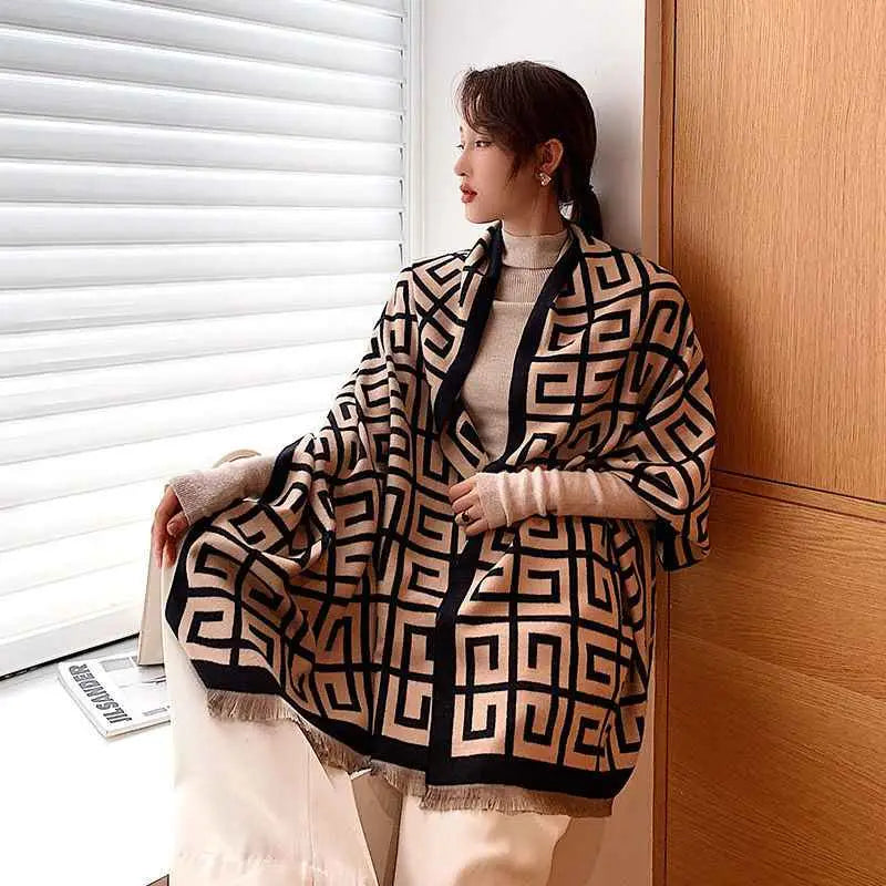 Beige and black geometric-patterned knit shawl with fringed edges british classic cashmere double-sided scarf