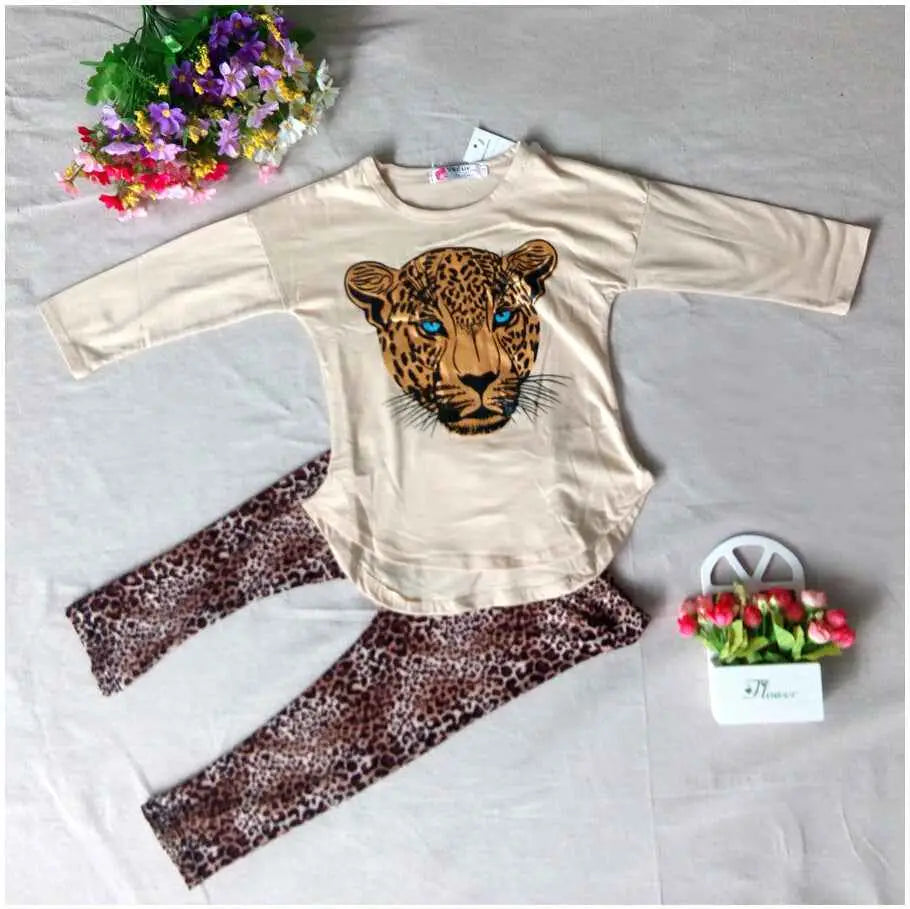 Cream-colored girls leopard print long-sleeved top with detailed leopard face and blue eyes in t-shirt and leggings set Khaki