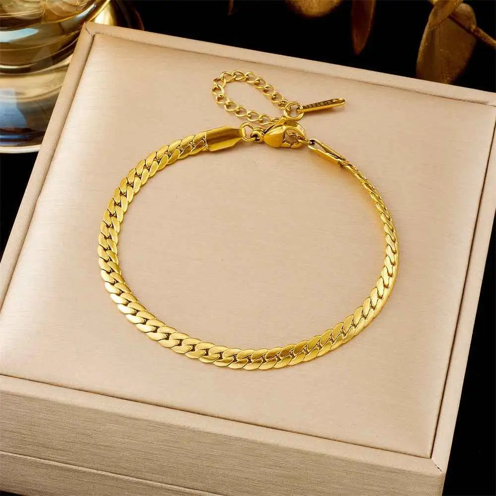Gold-colored braided titanium steel fashion bracelet with secure clasp and extension link from trend den collection 5101 Curb Chain