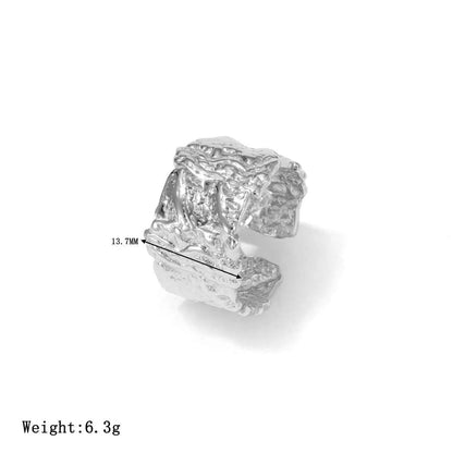 Silver minimalist geometric adjustable ring with textured rugged design made of titanium steel from trend den Silver