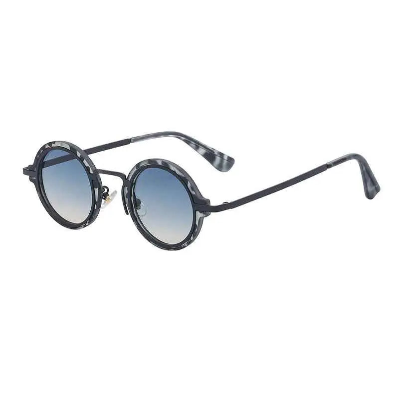 Retro round-rim sunglasses with black and gray tortoiseshell frame and gradient blue lenses for uv protection C7