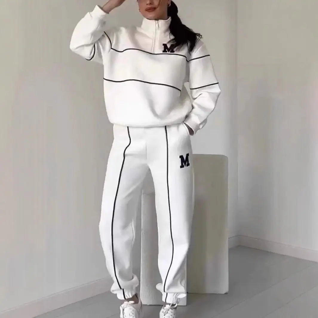 Baggy Pullover Sweatshirt & Fashion Sweatpants Set - pullover sweatshirt, fashion sweatpants, hoodless pullover, trend